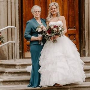 Meet your Posher, Carol